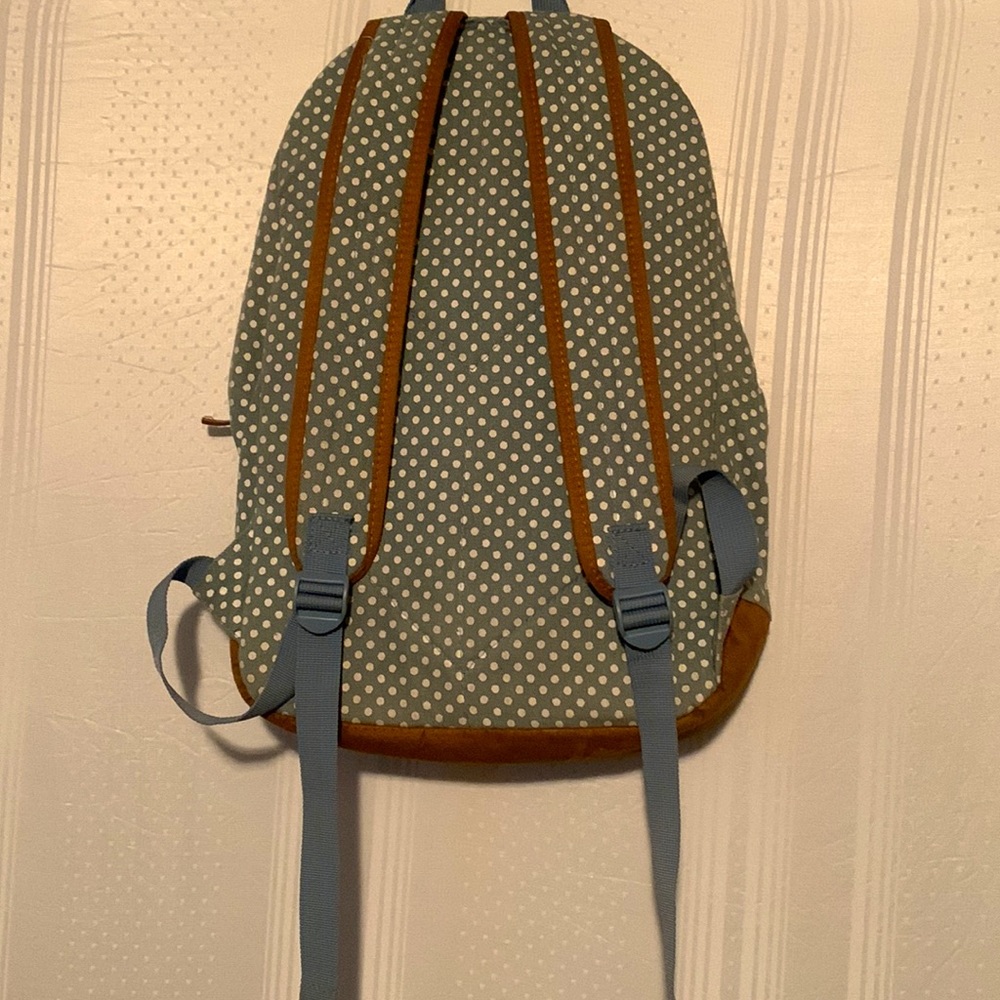 Fuel Backpack - Picture 3 of 6